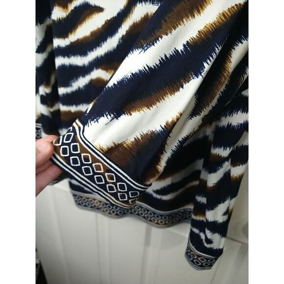 Alfred Dunner Woman M Tunic Pullover Blouse Zebra Print Long Sleeve - Picture 4 of 6